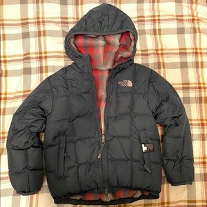 Boys The North Face reversible jacket size S (7/8)